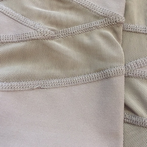 Apana Capri Yoga Pants XS 5/$25 - Picture 5 of 5